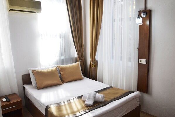 Ground Floor Standard Double Room | Wi-Fi gratuito, lenzuola