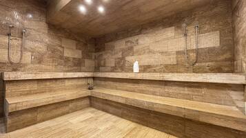 Bilik rawatan pasangan, sauna, tab panas, mandi tangas / hammam