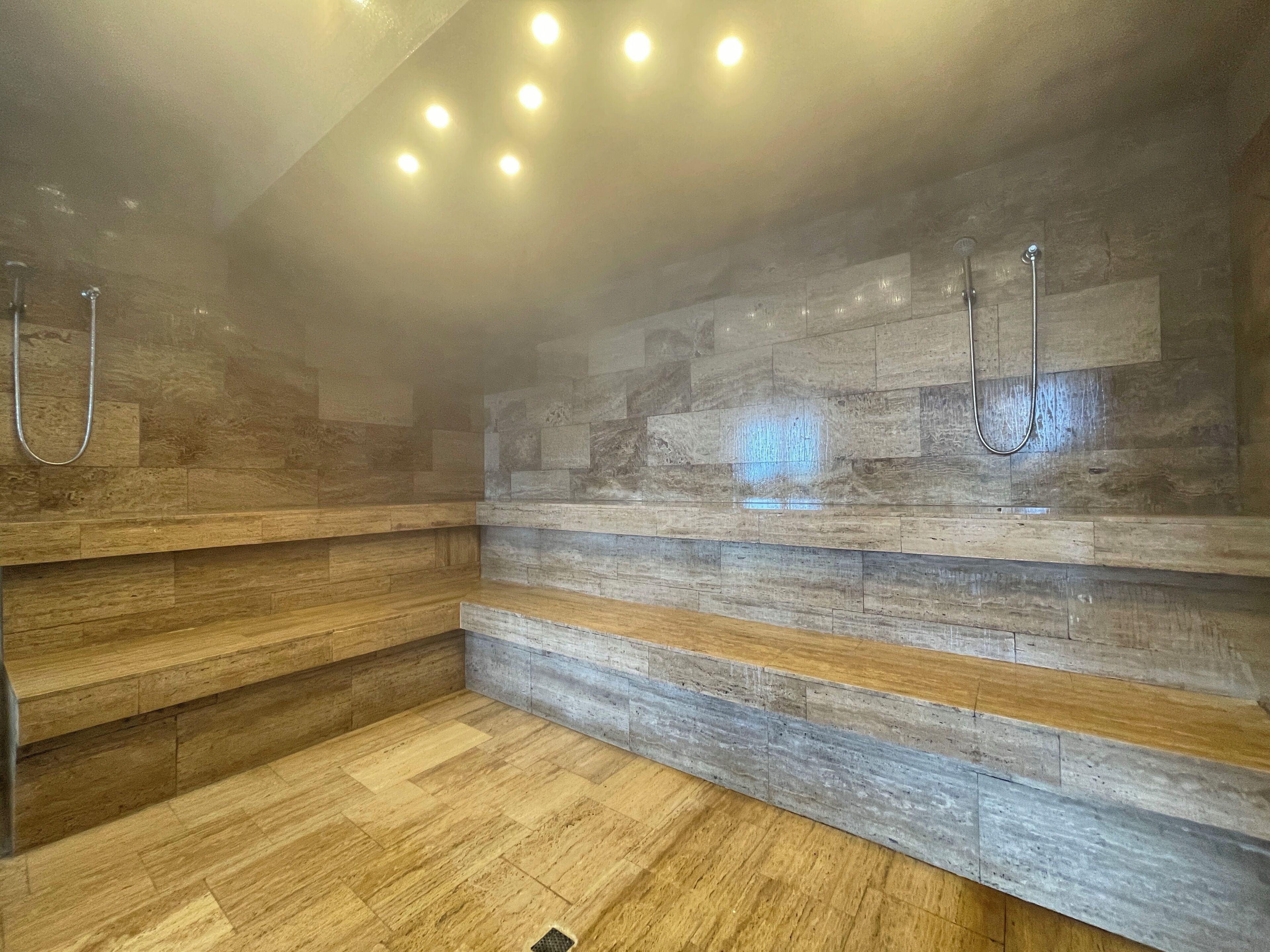 couples treatment room(s), sauna, hot tub, turkish bath/hammam