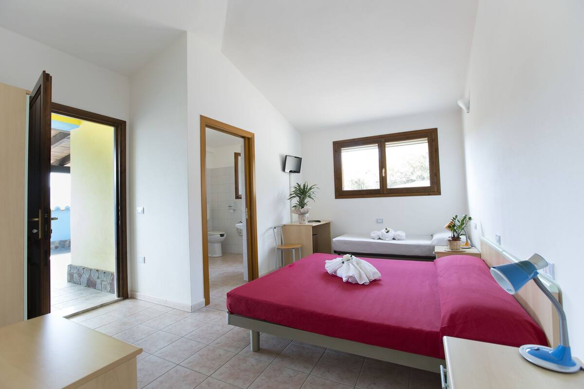 Premium bedding, memory-foam beds, minibar, individually furnished