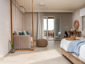 客房内保险箱、遮光窗帘、熨斗/熨板、床单