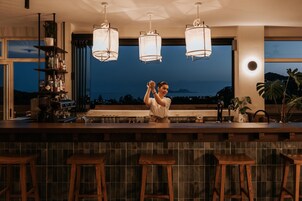 Bar (en la propiedad)