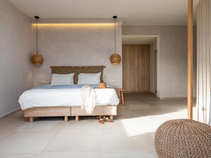 In-room safe, blackout drapes, iron/ironing board, bed sheets - Paralos The Maxine - Adults Only (Agios Vasileios)