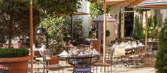 Romantikhotel Rebstock art & design