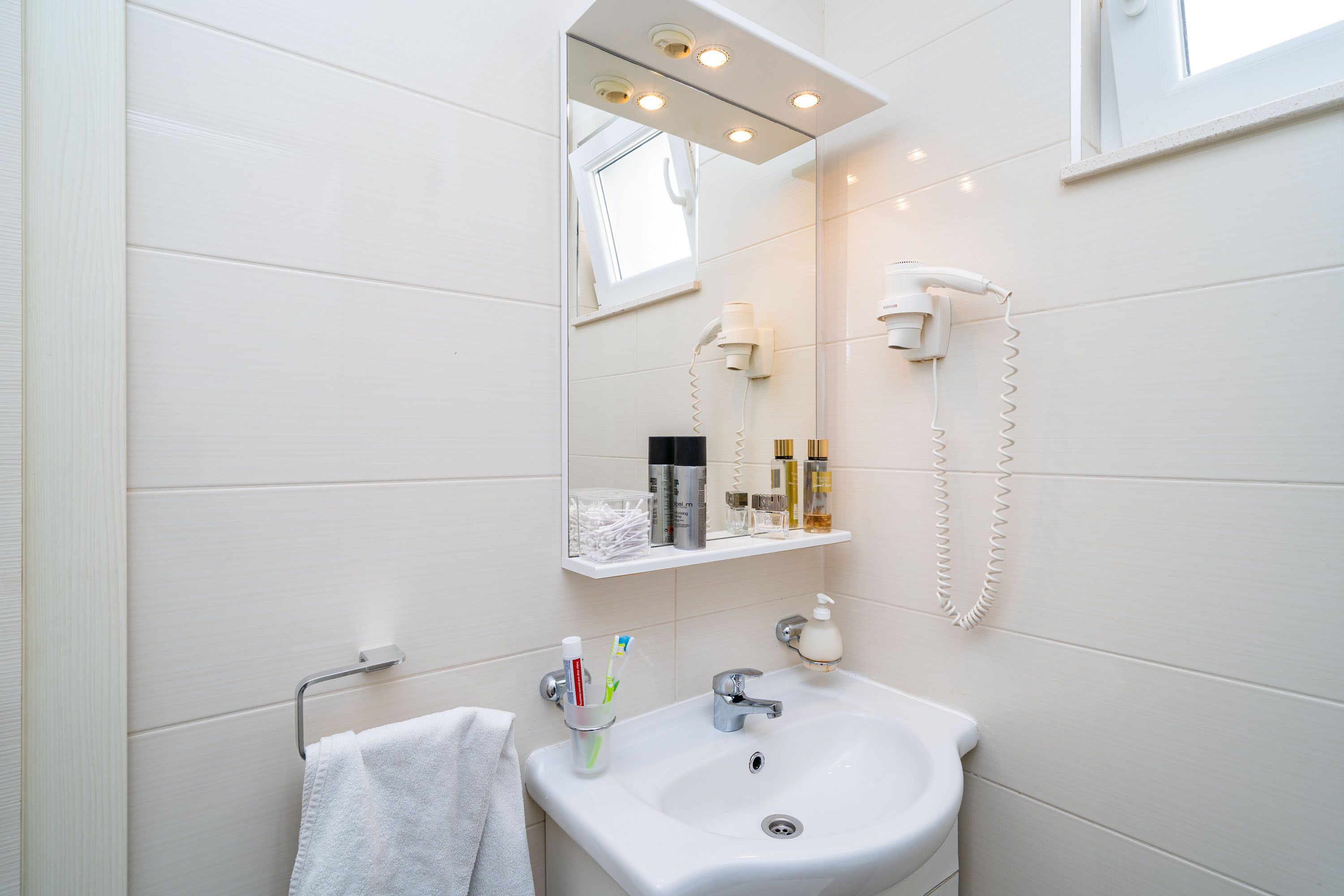 Photo - Jele Rooms