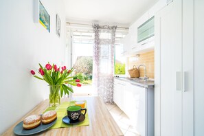 Studio Apartment with Ensuite For 1 | 隔音、熨斗/熨衣板、免費無線上網、床單