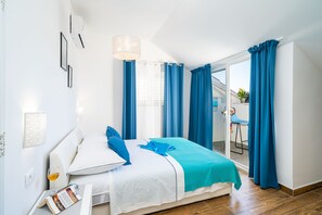 Chambre Confort double | Système d’insonorisation, fer et planche à repasser