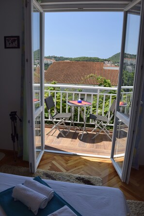 Soundproofing, iron/ironing board, free WiFi, bed sheets