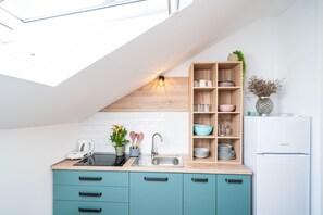 Comfort Double Room | Shared kitchen