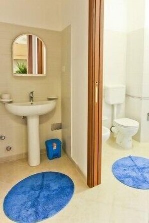 Apartamento estándar, 1 habitación, cocina (2 people) | Baño