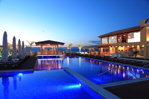 Outdoor wedding area - Villa Di Mare Seaside Suites (Rhodes)