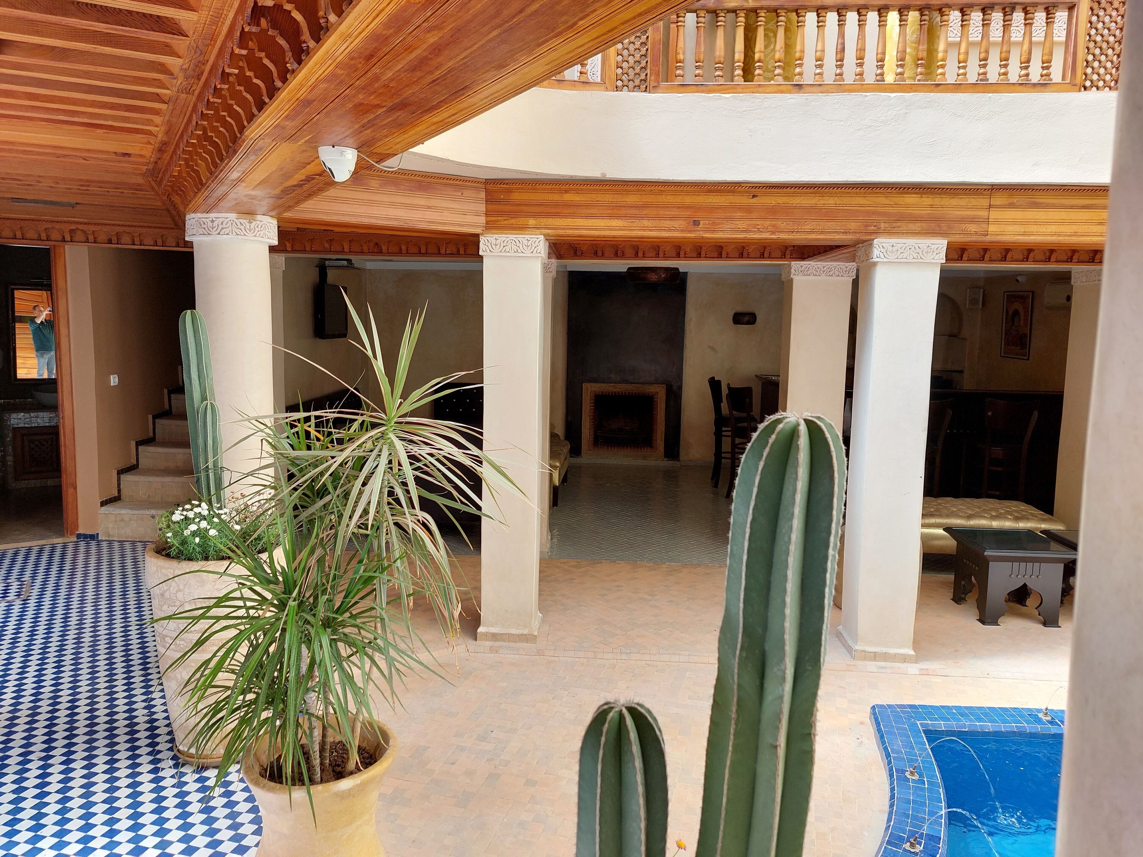 Foto - Riad Andalib