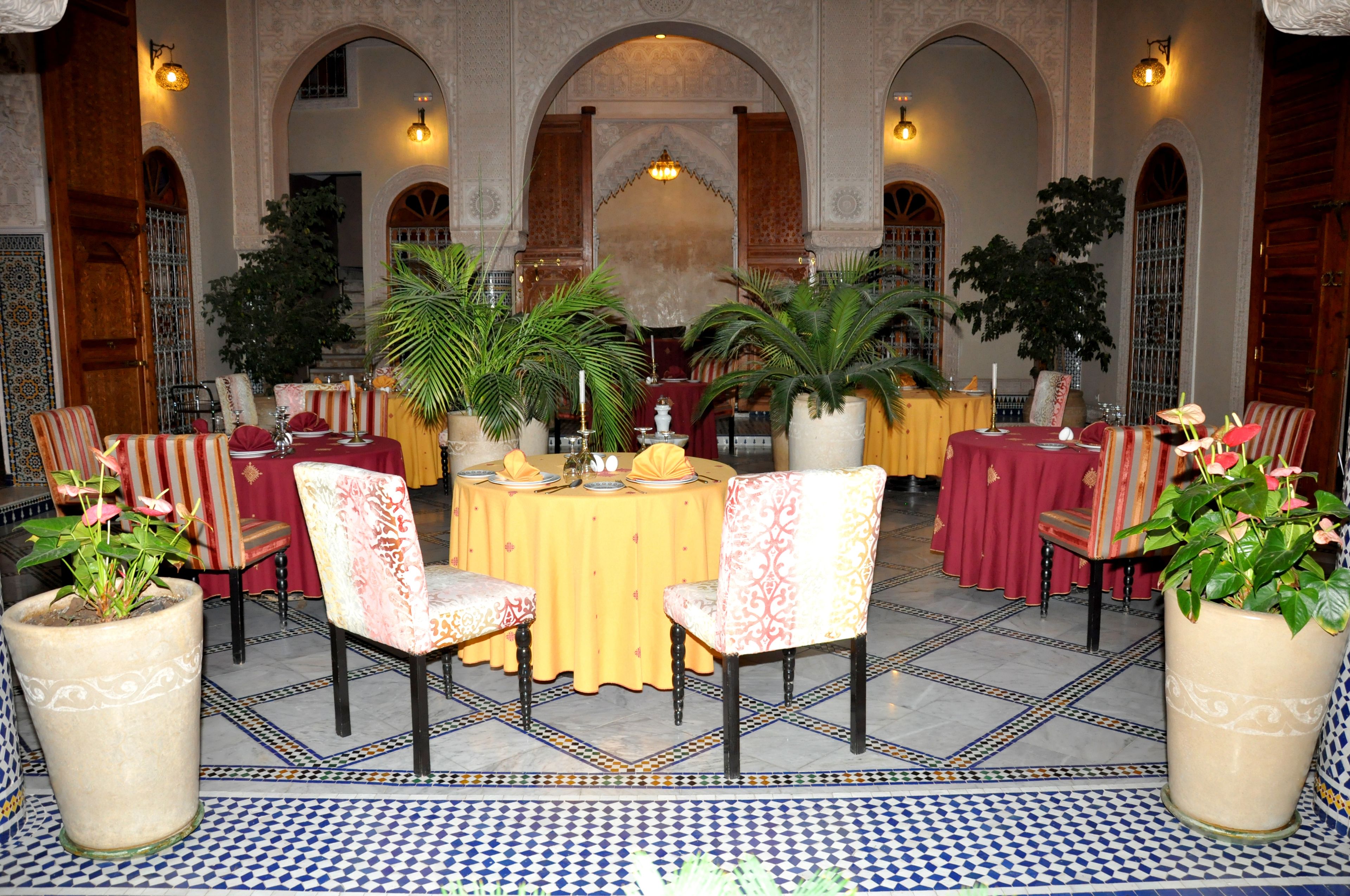 Photo - Riad Andalib