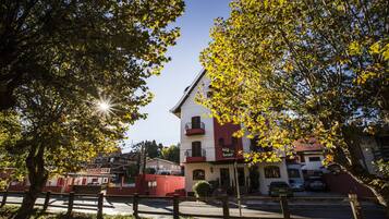 Fachada de la propiedad