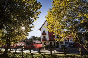 Front of property - Pousada Big Bear (Campos do Jordão)