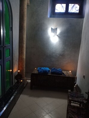 Couples treatment room(s), steam room, Turkish bath/hammam