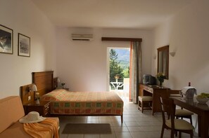 In-room safe, cots/infant beds, free WiFi