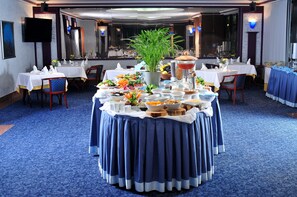 Buffet - Class Hotel (Ankara)