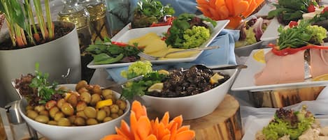 Daily buffet breakfast (EUR 8 per person)