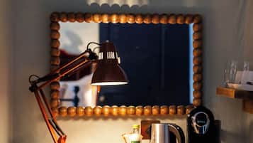 Standard Double Room | Desk, iron/ironing board, free WiFi, bed sheets