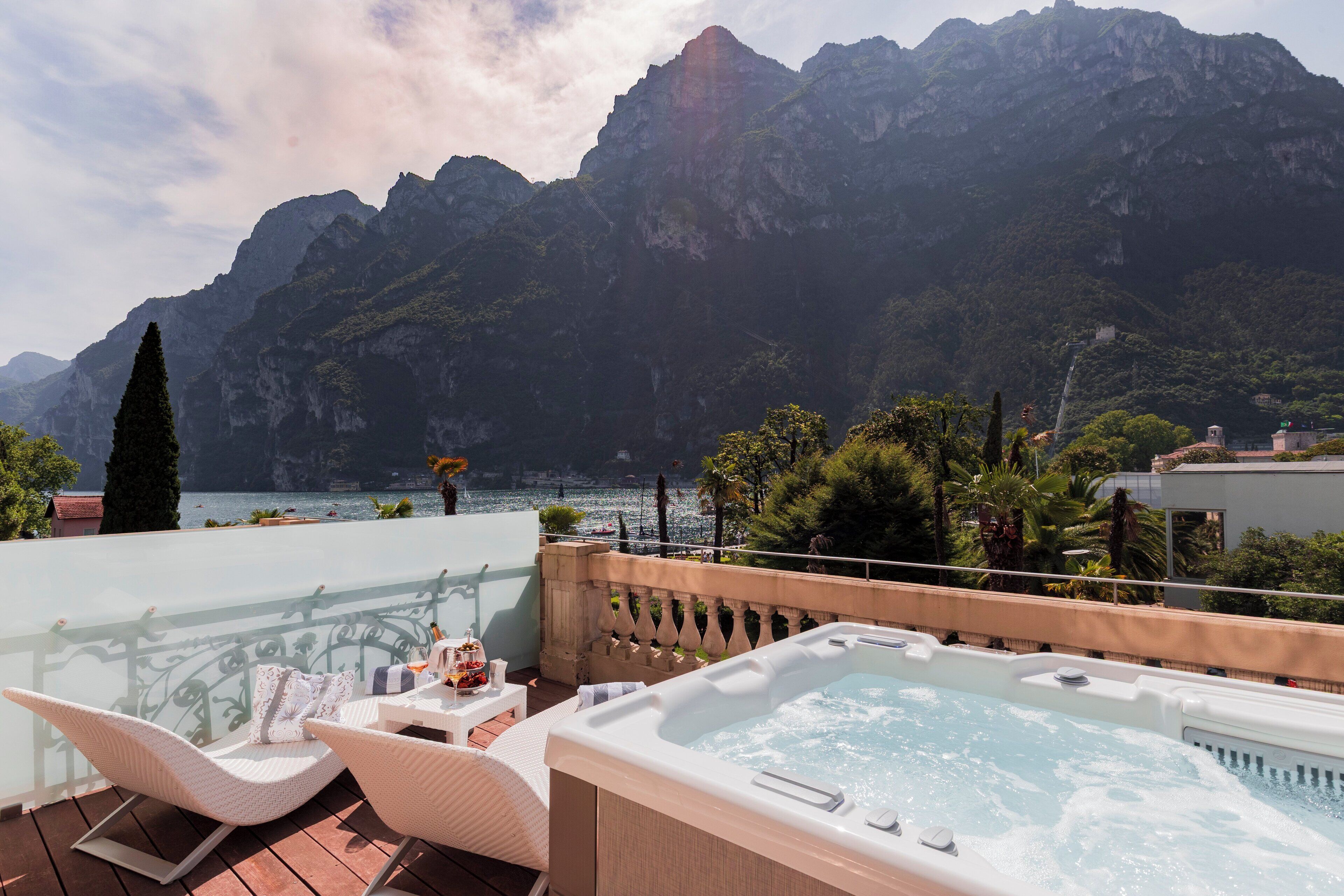 開放式客房, 露台 | 高級寢具、羽絨被、客房內保險箱、書桌