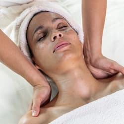 Phòng tắm hơi, trị liệu toàn thân, liệu pháp quấn ủ cơ thể