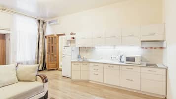 Apartamento urbano | Roupas de cama premium, camas com colchões pillow-top