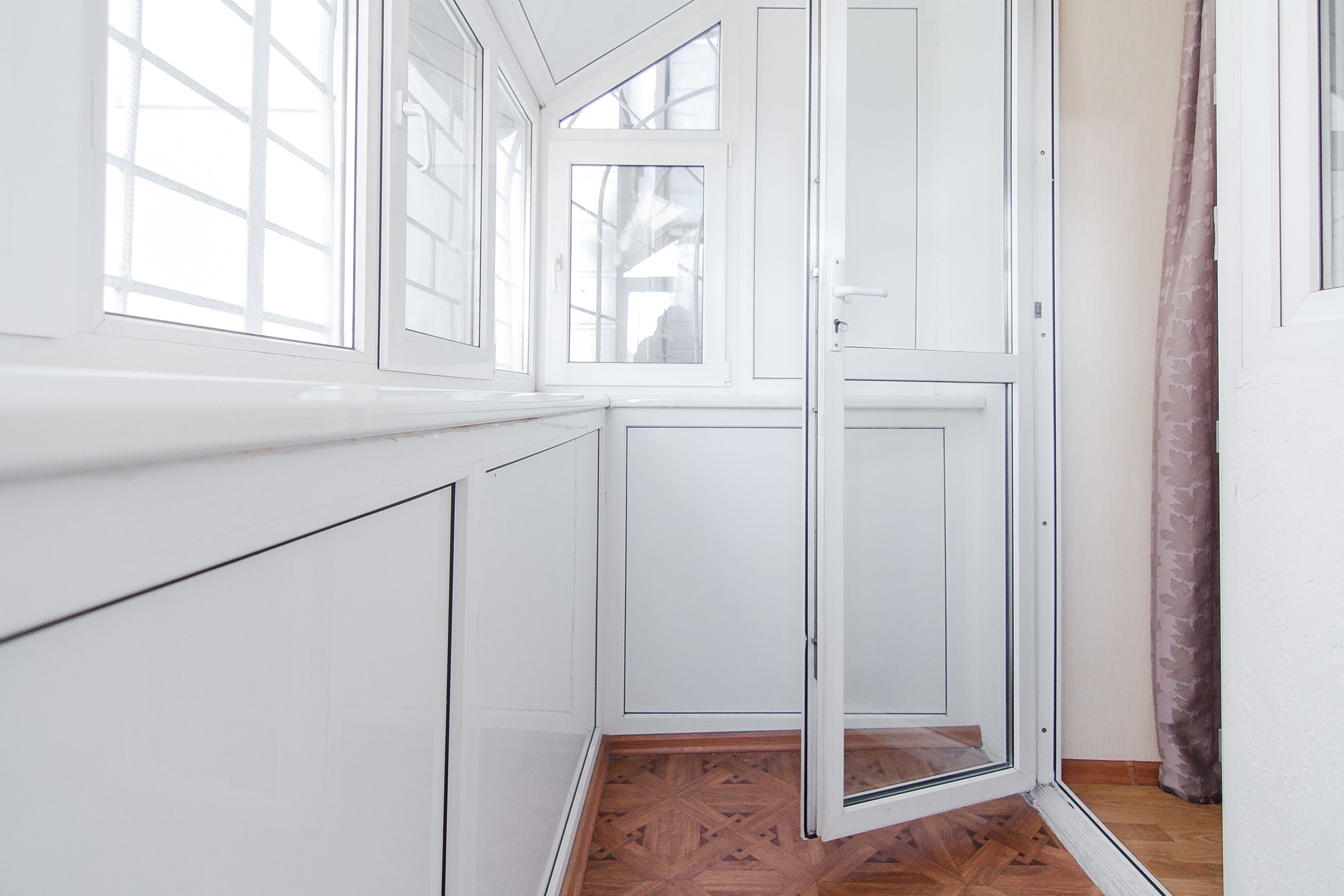 Estudio, cocina | Balcón
