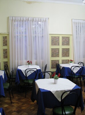 Salle à déjeuner