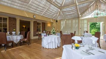 Breakfast, lunch, dinner served; garden views