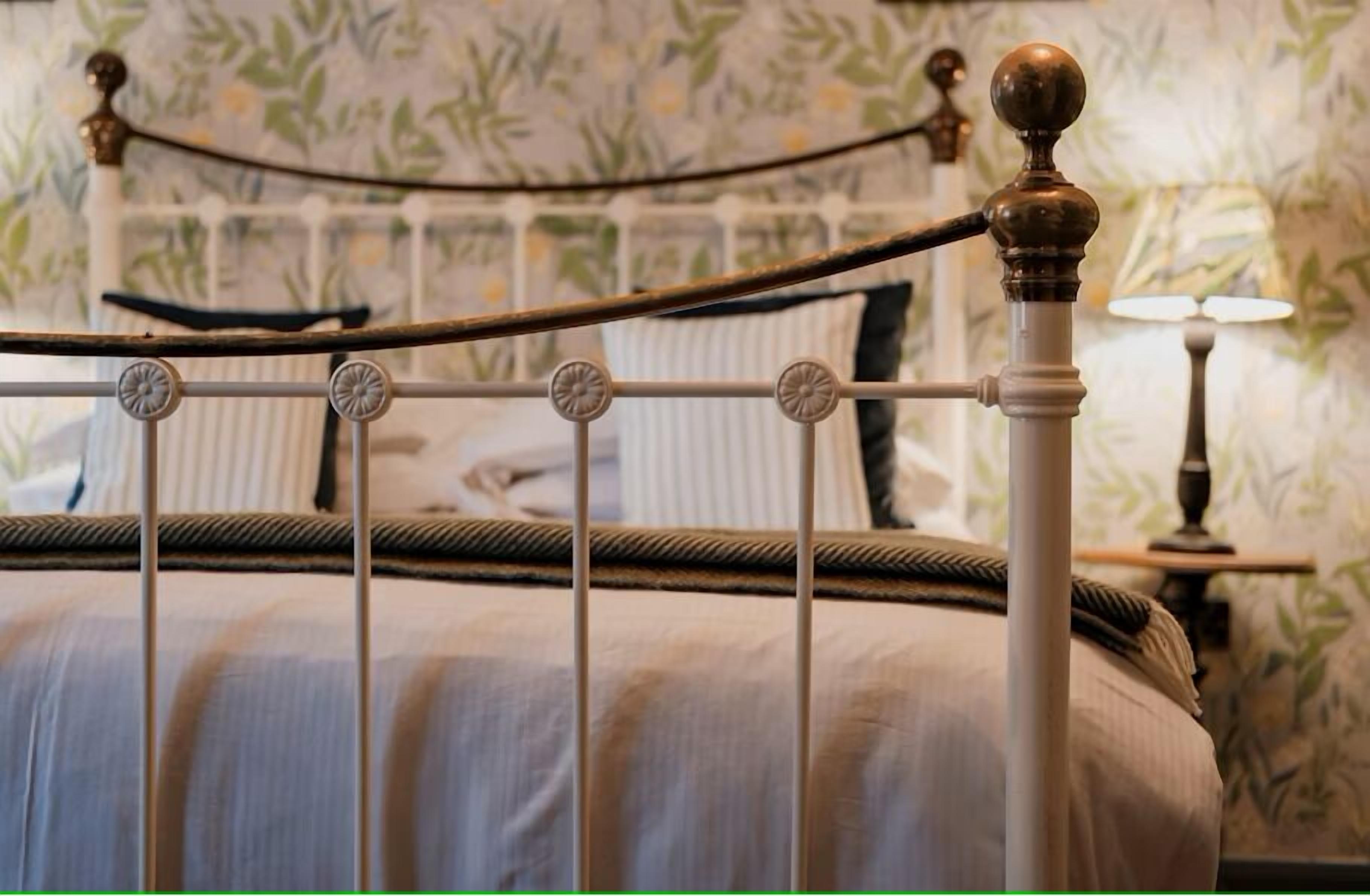 Standard Room | Dihias secara berasingan, dilengkapkan perabot secara berasingan, meja 