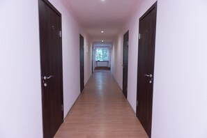 Interior entrance - Odessa Rent Service Apartments at Sea-side (Odesa)