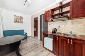 Standard Room | Pillowtop beds, individually decorated, iron/ironing board, free WiFi - Odessa Rent Service Apartments at Sea-side (Odesa)