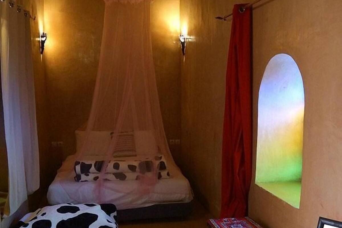 Suite | Individually decorated, free WiFi