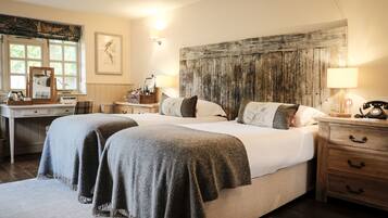 أغطية فراش متميزة وبديكورات فريدة لكل غرفة وطراز فريد لكل وحدة ومكتب