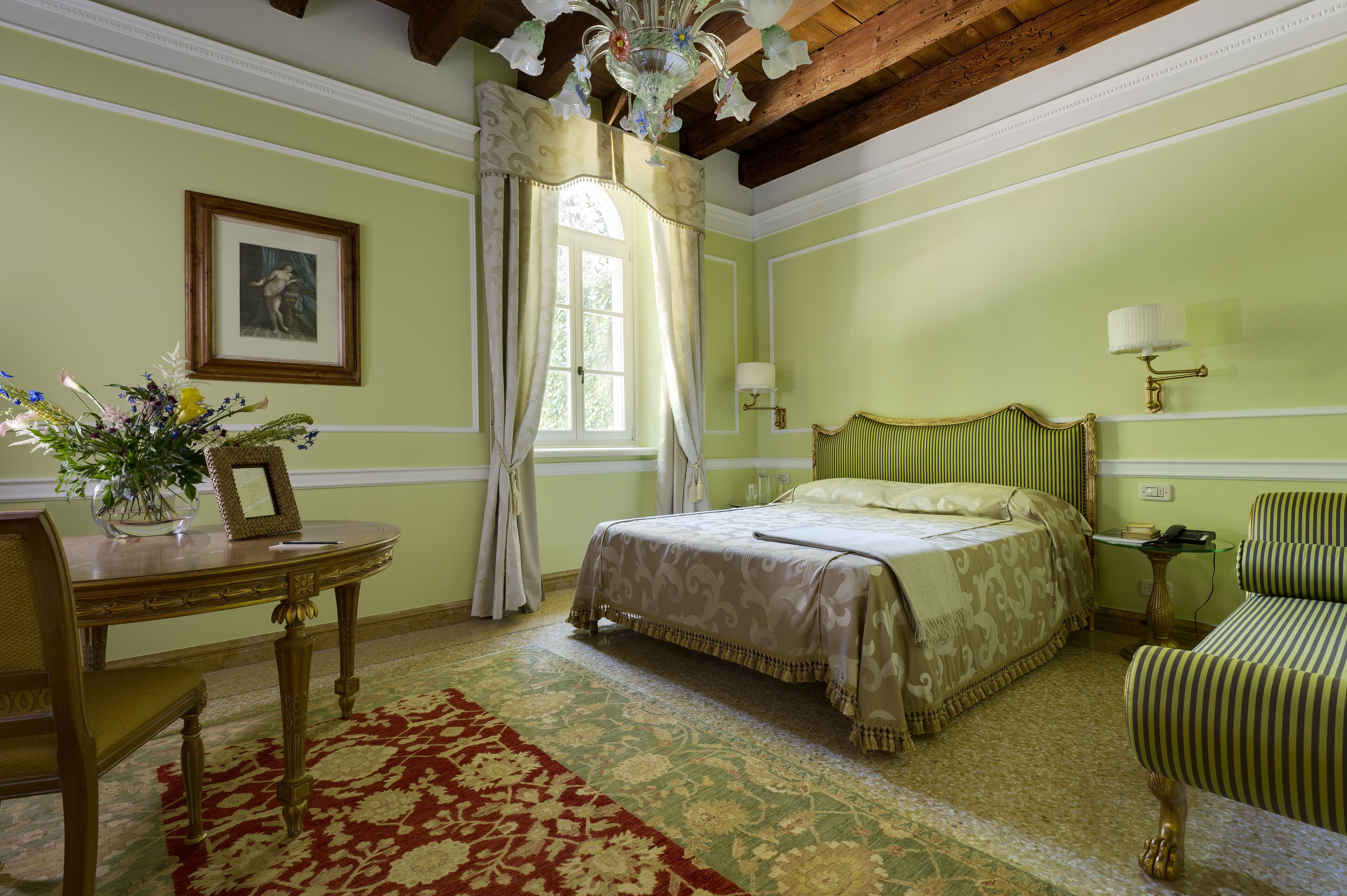 迷你吧、客房內保險箱、獨特裝潢、布置獨特