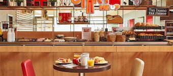 ibis Barcelona Santa Coloma