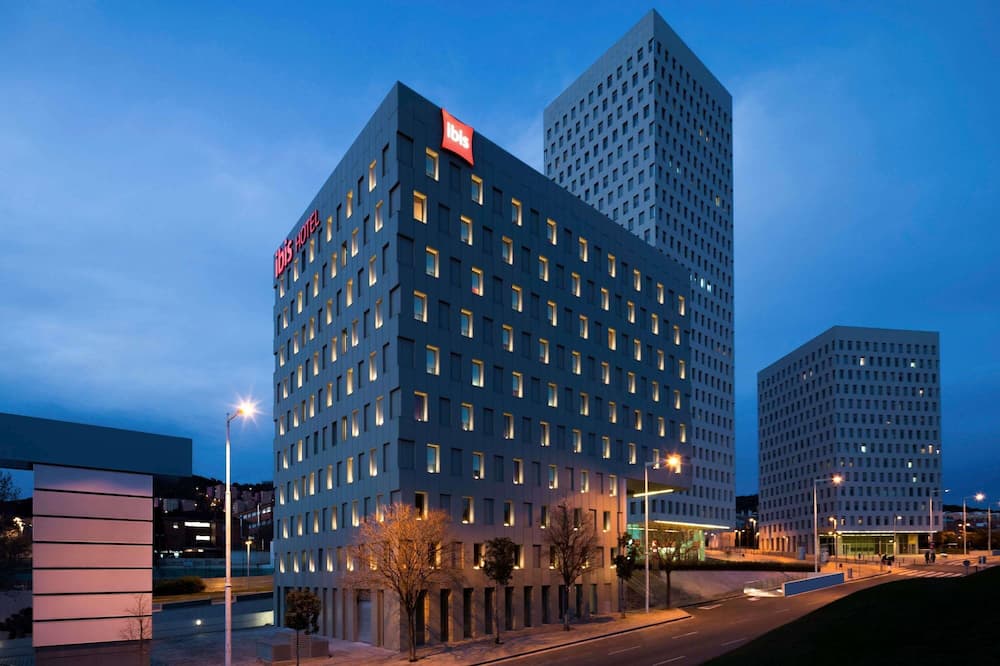 ibis Barcelona Santa Coloma