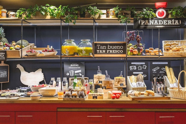 Daily buffet breakfast for a fee