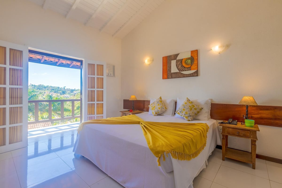 Caja de seguridad en la habitación, cortinas blackout y cunas gratuitas