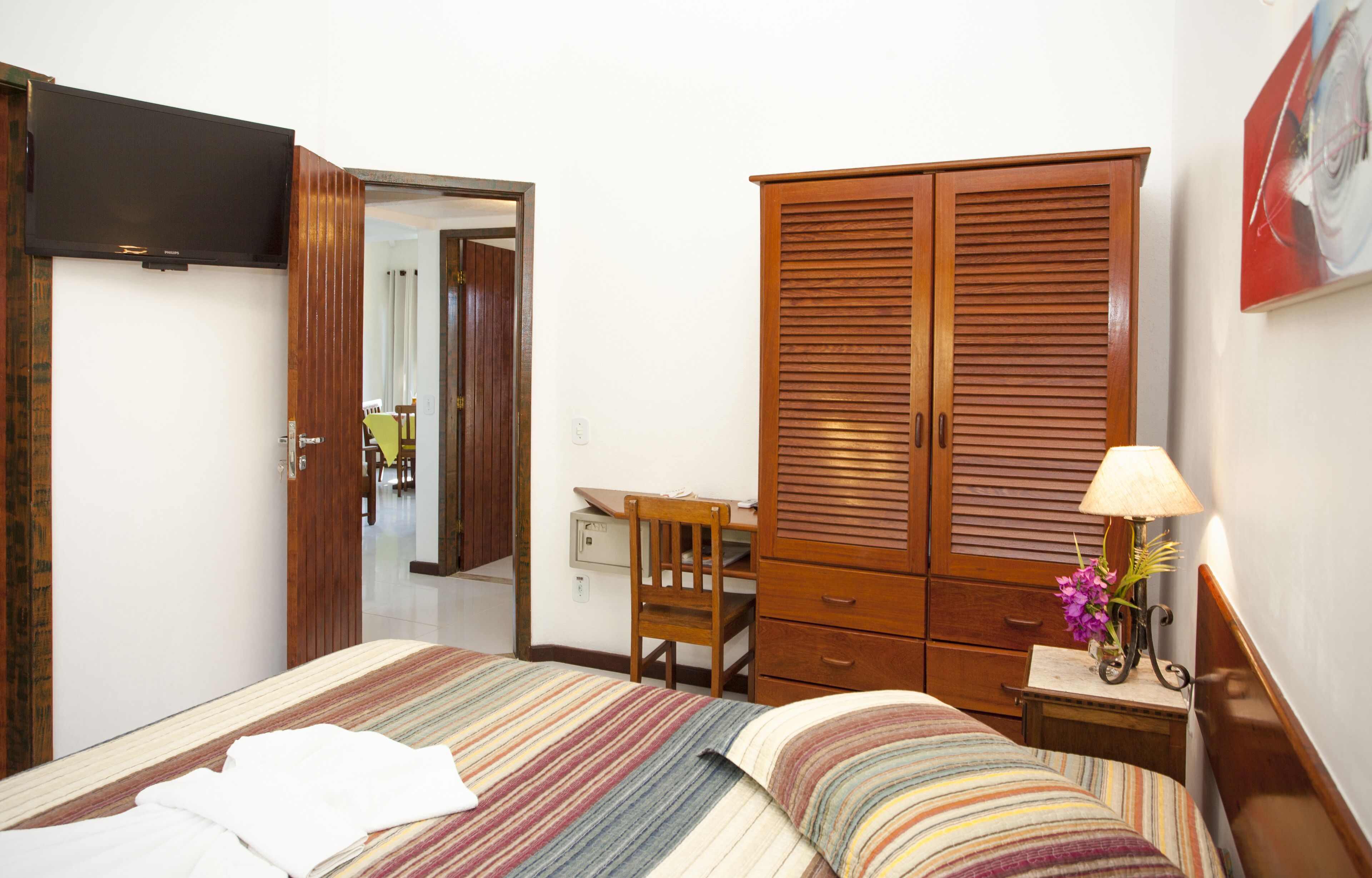 grand apartment | 1 bedroom, in-room safe, blackout curtains, free cots/infant beds