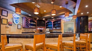 Bar (on property) - Best Western Plus KC Speedway Inn & Suites (Kansas City)