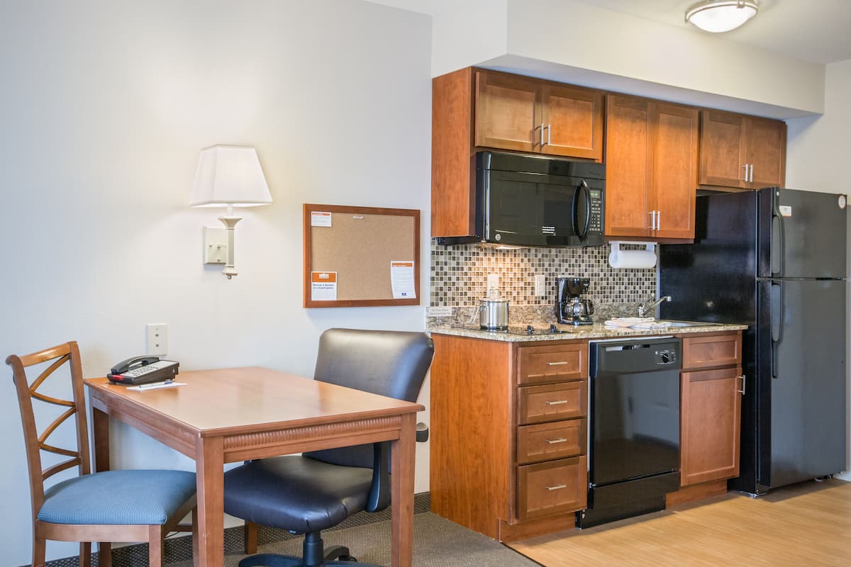Fridge, microwave, coffee/tea maker