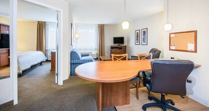 Candlewood Suites Pittsburgh Cranberry by IHG