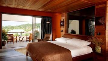 Free minibar, in-room safe, individually decorated, desk