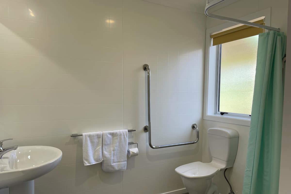 标准双床房, 山景 | 高档床上用品、Select Comfort 床、隔音、熨斗/熨板