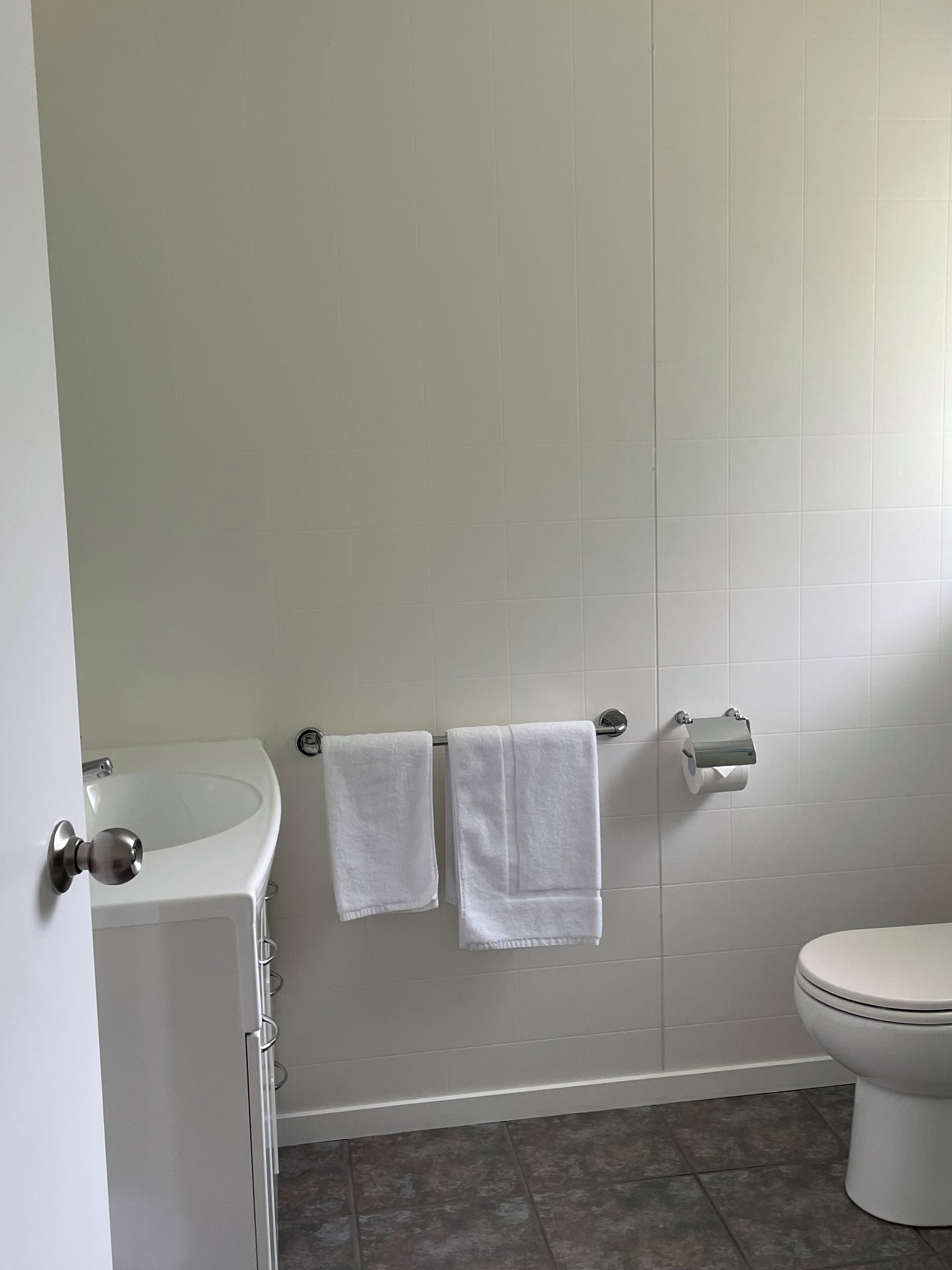 studio | bathroom shower