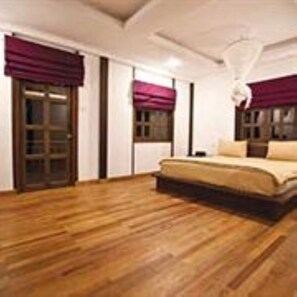 Bungalow, 1 King Bed