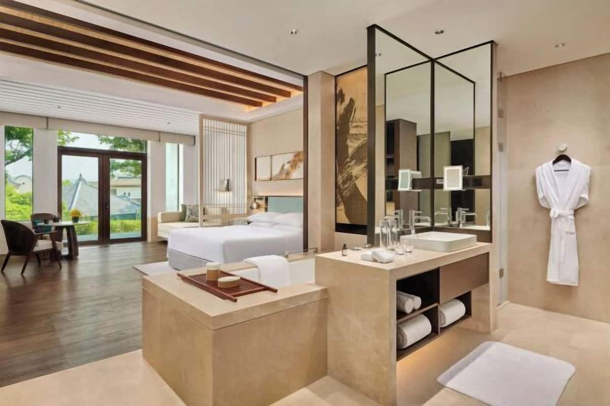 1 habitación, ropa de cama de alta calidad y minibar