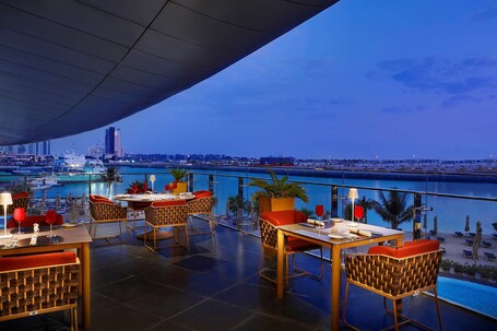 Conrad Abu Dhabi Etihad Towers - Image 12